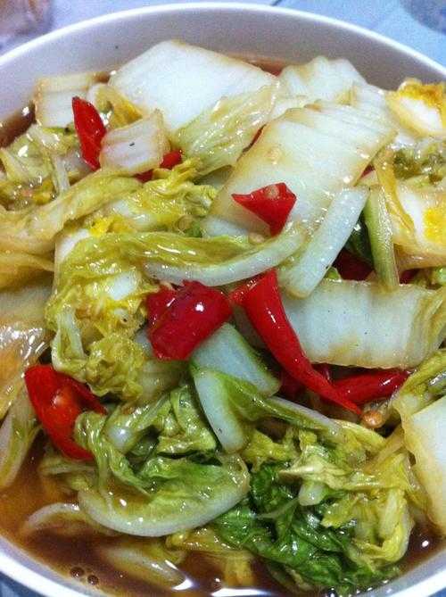 酸辣白菜的做法，酸辣白菜的做法最正宗的做法酸辣泡菜！