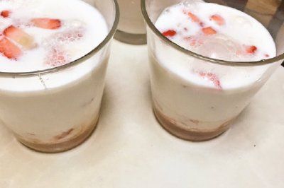 草莓牛奶做法？草莓牛奶怎么做好喝？