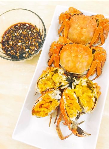 大闸蟹的正确做法和吃法，大闸蟹最简单的做法又好吃的做法！