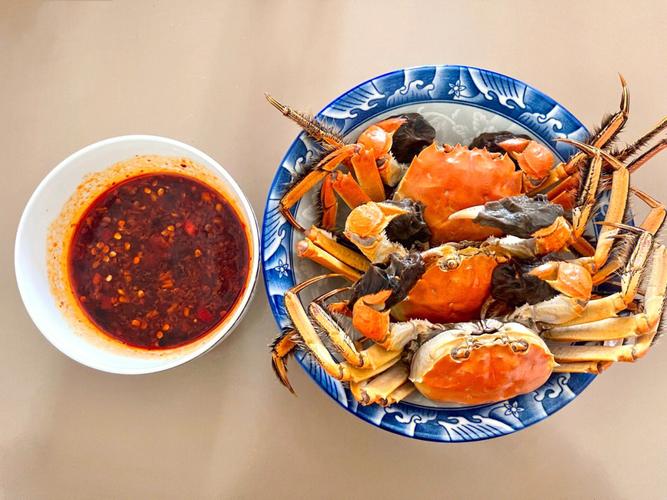 清蒸螃蟹怎么做好吃又简单，清蒸螃蟹怎么做?！