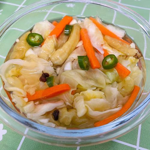 卷心菜泡菜，卷心菜泡菜的腌制方法和配料